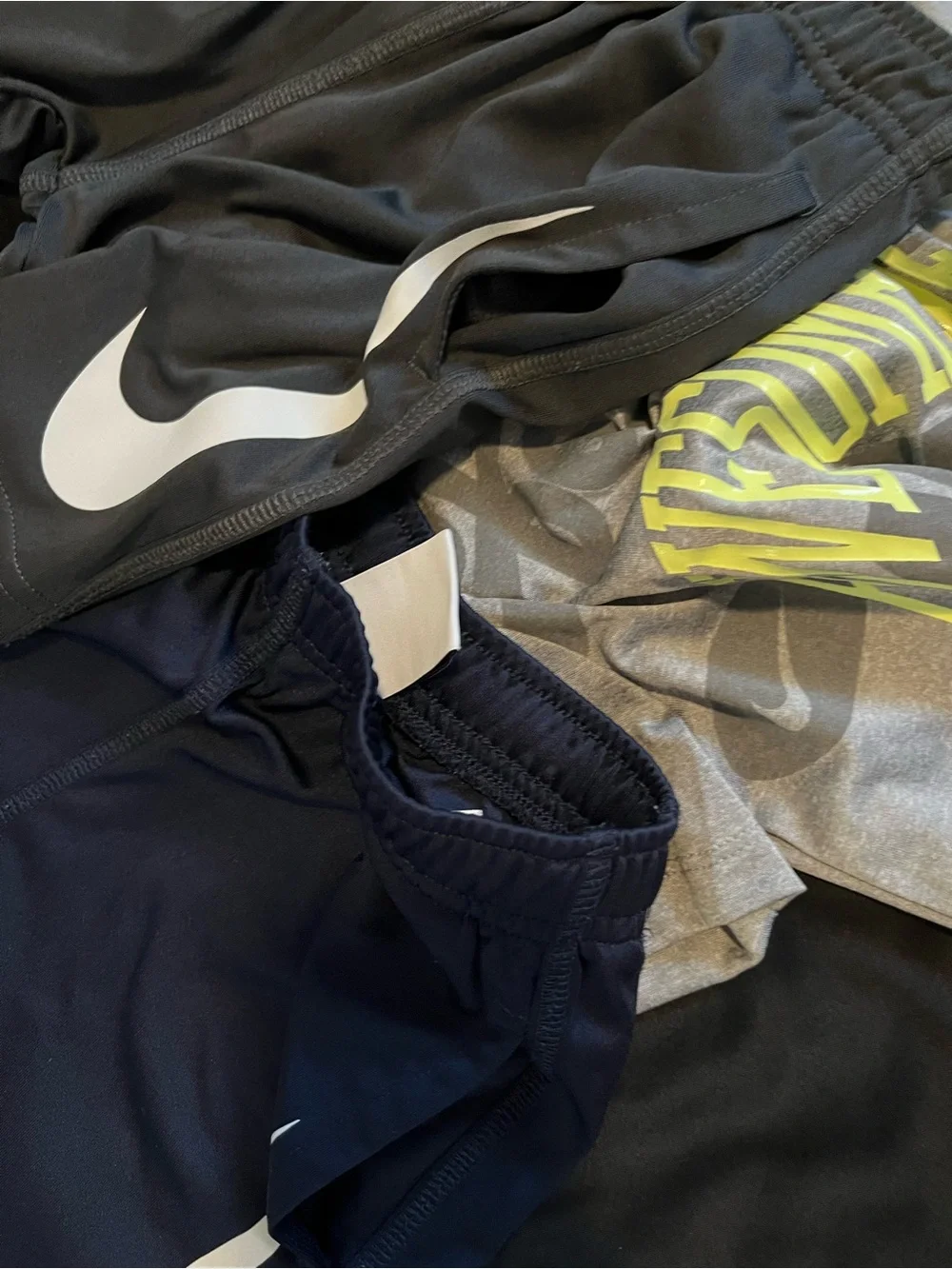 Nike Active Shorts & Tees EUC Size 5 Small Little Kids Dri-Fit